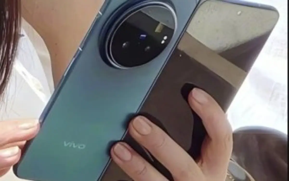 Vivo X Fold6 Bakal Jadi HP Lipat Pertama di Dunia yang Pakai Chipset Custom Dimensity 9500 Super Edition